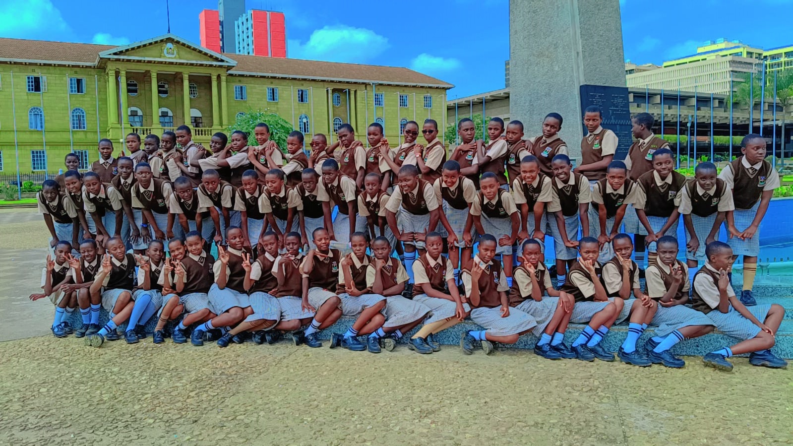 Students from Nyabururu Girls on a trip